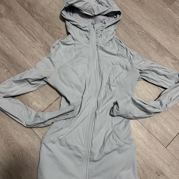 lululemon athletica Jackets & Blazers - lululemon athletica Light Gray Hooded Zip Jacket
